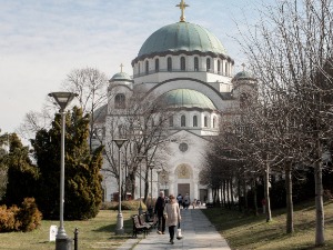 Сунчано и натпросечно топло, али само до увече