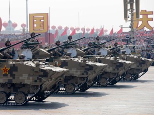 Брисел тврди да Пекинг разматра слање војне помоћи Русији, прети санкцијама