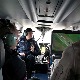 Хеликоптери у контроли саобраћаја, дивљање по путу видљиво и са велике даљине
