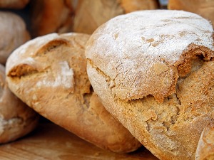 Рекордна поскупљења у Италији, килограм хлеба кошта и до 10 евра