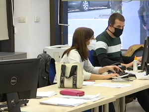Злоупотреба картица, прескупо одржавање рачуна – коме и како се жалити
