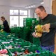 Све више Британаца средње класе спас тражи у добротворним банкама хране