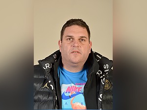 Ако посумњате да вас је преварио мушкарац са фотографије, позовите МУП