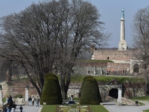 Зима се не предаје - јутро са мразом, ипак од среде топлије