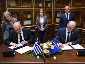 Јачање сарадње Атине и Приштине у спољним пословима 