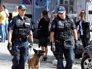 Полиција извршила претрес у Митровици, специјалци код Брњака