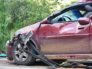 Шесторо мртвих у саобраћају за ускршње празнике, "црна статистика" упозорава – опрезно за 1. мај