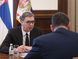 Вучић са Слуцким: Србија ће наставити европским путем, уз очување пријатељских односа са Русијом