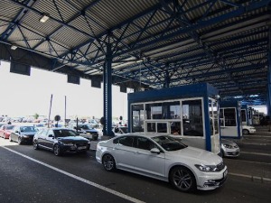 Хапшење на прелазу Бездан, покушао да унесе оружје у земљу