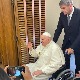 Папа у колицима: Постоји проблем…