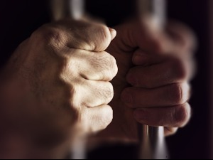 Продужен привор Горану и Стефану Џонићу због сумње да су убили породицу Ђокић