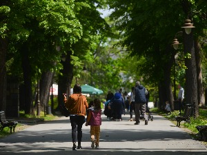 Сунчано и топлије уз слабљење ветра