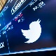 „Твитер“ сапуница се наставља, инвеститори туже Маска да намерно обара цену акција