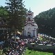 Манастир Тумане годишње посети милион људи, игуман Димитрије открива шта привлачи вернике