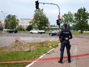 Ручна бомба пронађена на Новом Београду, контрадиверзиона екипа на терену 