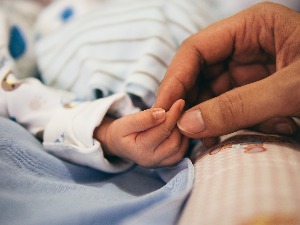 Инициране измене Закона о финансијској подршци породица са децом и Породичног закона