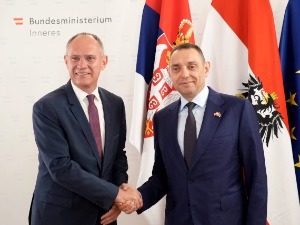 Министар Вулин са аустријским колегом Kарнером: Србија је поуздан и сигуран  партнер