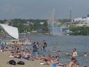 Прави летњи дан, увече пљускови