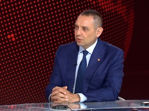 Вулин о лажним дојавама: Казне треба да буду оштрије