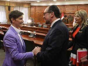 Брнабићева са Шаленбергом: Србија чврсто за наставак реформи