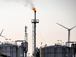 Вучић: Од новембра без увоза руске нафте, припремамо се за тешку зиму