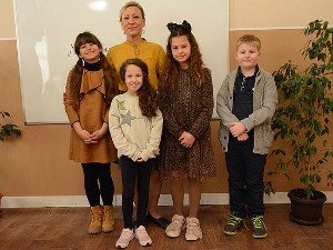 Мина прелази нивое