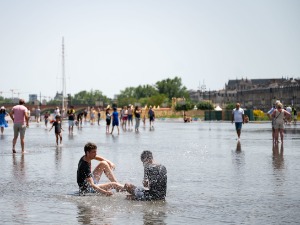 Почетак лета на "тачки кључања" – рекордно високе температуре на западу Европе