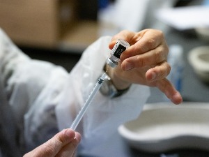 У САД препоручено коришћење вакцине против ковида за бебе старије од шест месеци