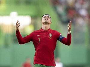 Кристијанов бугати на Мајорки слупао телохранитељ!