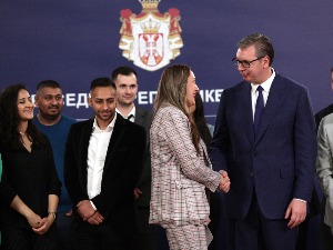 Вучић са полазницима "Барвалипе": Потребни смо једни другима, верујем у вашу снагу