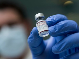 ФДА одобрила сталну употребу Фајзер вакцине код деце од 12 до 15 година