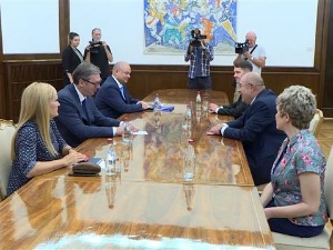 Вучић наставио консултације о мандатару нове владе