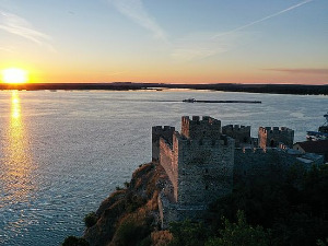 Квадратура круга: Летопис Рамске тврђаве и првог српског вампира