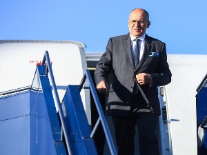 Рау у Приштини: Радимо на помирењу, важна нам је стабилност