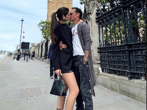 Док Џенифер Афлек ужива у браку, ни њеном бившем није лоше