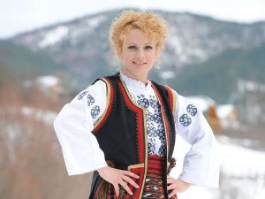 Квадратура круга: Чувар српске традиције