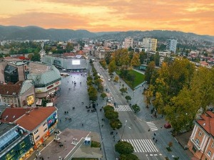 Јутарњи програм из три студија