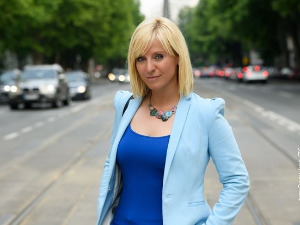 Око: Зар опет?