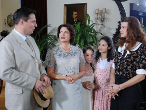 Грех њене мајке