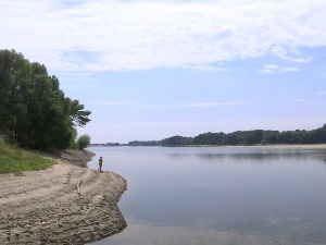 Реке у Србији су пловне, сигнализација усмерава бродове да се не би насукали