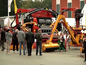 На сајму у Словенији цео Запад, али и приколице и сејачице из Србије 