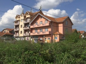 Вртић у којем је дете пало са прозора није био верификован, постоји основ за разрешење директора