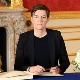 Премијерка Брнабић се уписала у књигу жалости поводом смрти краљице Елизабете Друге
