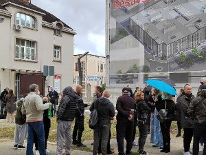 Протест дела запослених у Клиници "Др Лаза Лазаревић", траже смену директорке