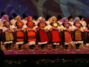 Коловођо ногом крени