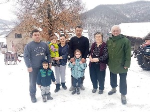 Право на сутра-Подујево без Срба
