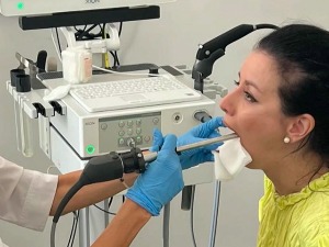 КЦС добио најсавременији апарат за проверу гласа и гласних жица