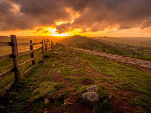  1001 Траг - Чим рујна зора заруди - Миодраг Миле Богдановић 