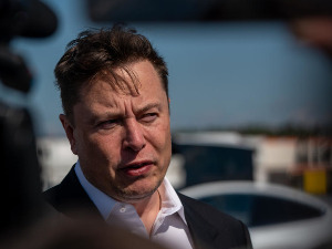 Илон Маск за лош однос с кћерком криви комунизам: Ако си богат, онда си зао