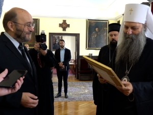 Срби из Америке уручили признање патријарху Порфирију